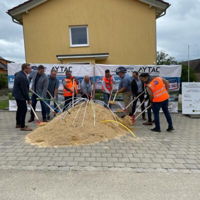 Offizieller Spatenstich für das Ausbauprojekt „Kommingen-Riedöschingen“