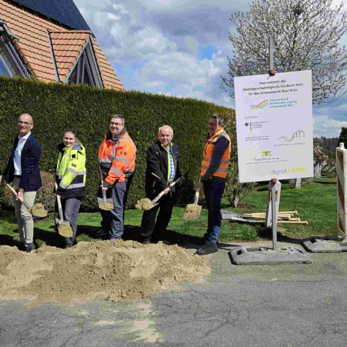 Offizieller Spatenstich für das Ausbauprojekt „Schonach 4. Bauabschnitt“